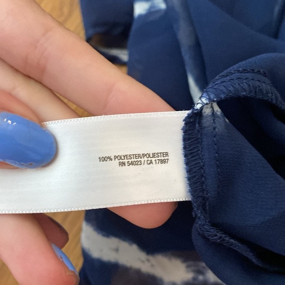 NWT Women’s Blue and White Striped Sheer Button Down Shirt Size S - Picture 5 of 8